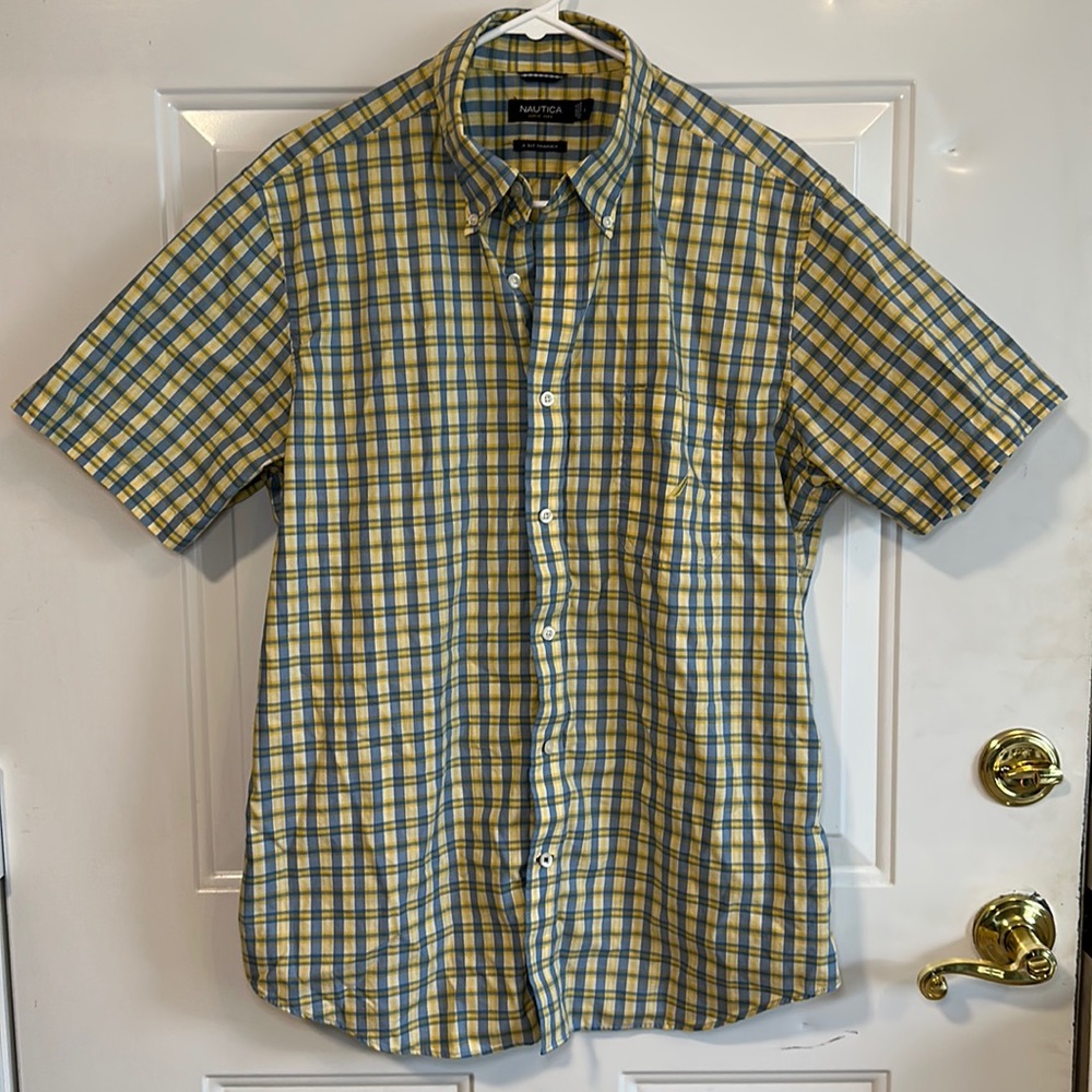 Nautica Men’s Large A Bit Trimmer Short Sleeve Button Down Cotton Plaid‎ Shirt
